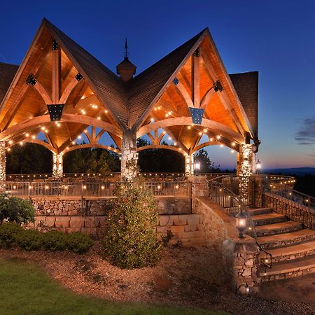 ไอเดน บาย เบสต์เวสเทิร์น แอท วอร์มสปริง โฮเต็ล แอนด์ อีเวนต์ เซ็นเตอร์ Hotel Warm Springs ภายนอก รูปภาพ